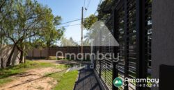 A0285 ALQUILO DÚPLEX EN LAMBARÉ, ZONA YACHT Y GOLF CLUB