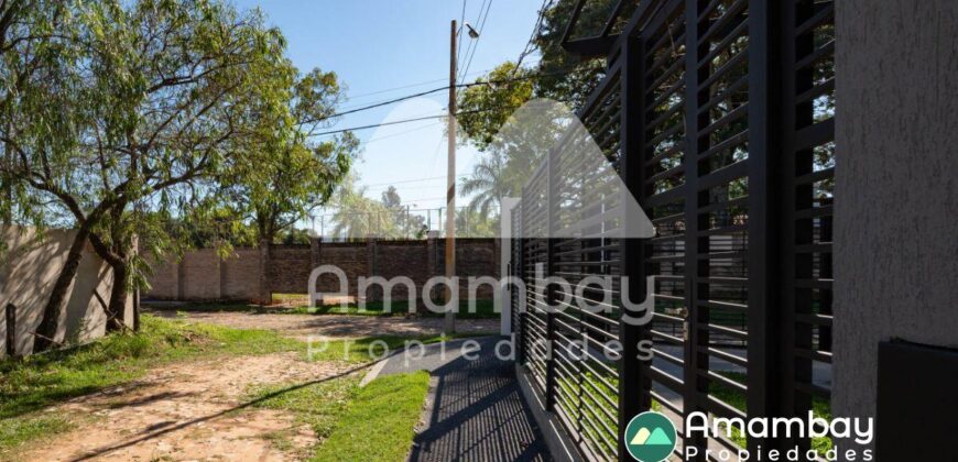 A0285 ALQUILO DÚPLEX EN LAMBARÉ, ZONA YACHT Y GOLF CLUB
