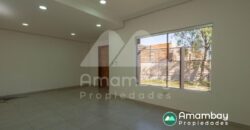 A0285 ALQUILO DÚPLEX EN LAMBARÉ, ZONA YACHT Y GOLF CLUB