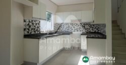 A0285 ALQUILO DÚPLEX EN LAMBARÉ, ZONA YACHT Y GOLF CLUB