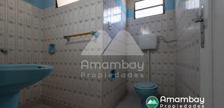 0381 CASA EN BARRIO SANTA LIBRADA, ZONA AVDA. PERÓN