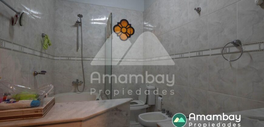 0377 CASA EN BARRIO CARMELITAS, ZONA SHOPPING DEL SOL