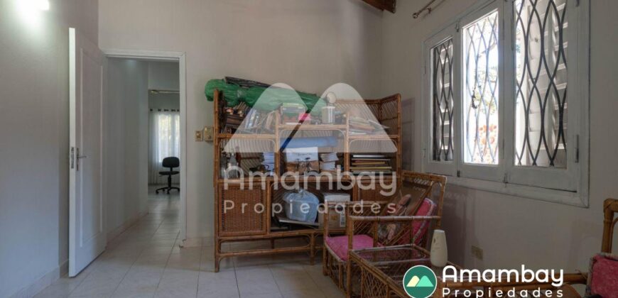 0381 CASA EN BARRIO SANTA LIBRADA, ZONA AVDA. PERÓN