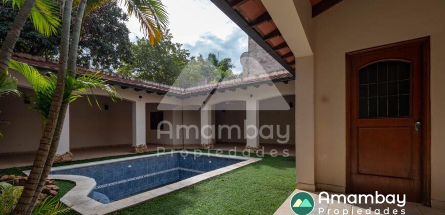 A0286 ALQUILO CASA EN BARRIO REPUBLICANO, ZONA AVDA. FÉLIX BOGADO