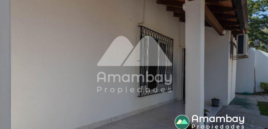 0381 CASA EN BARRIO SANTA LIBRADA, ZONA AVDA. PERÓN
