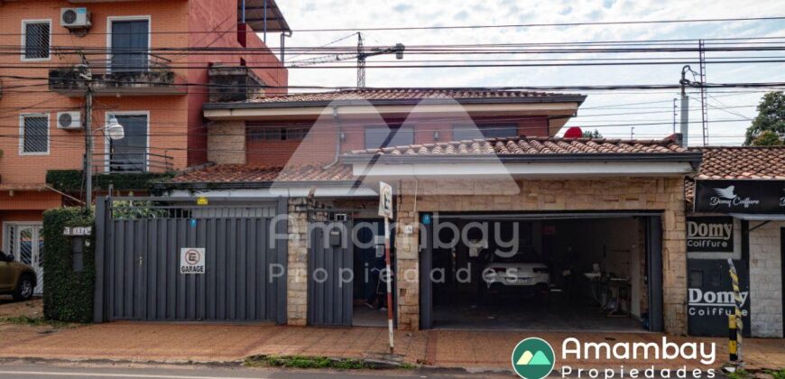 0377 CASA EN BARRIO CARMELITAS, ZONA SHOPPING DEL SOL