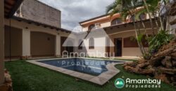 A0286 ALQUILO CASA EN BARRIO REPUBLICANO, ZONA AVDA. FÉLIX BOGADO