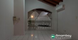 A0286 ALQUILO CASA EN BARRIO REPUBLICANO, ZONA AVDA. FÉLIX BOGADO