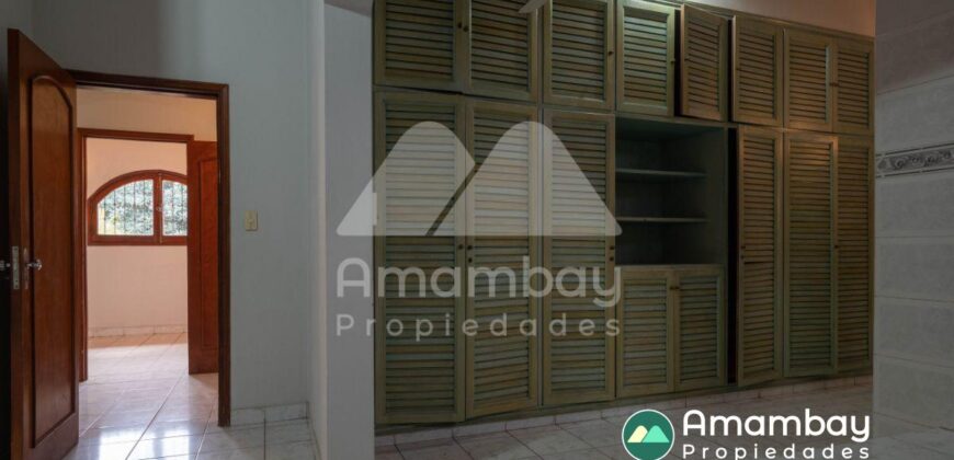 A0286 ALQUILO CASA EN BARRIO REPUBLICANO, ZONA AVDA. FÉLIX BOGADO