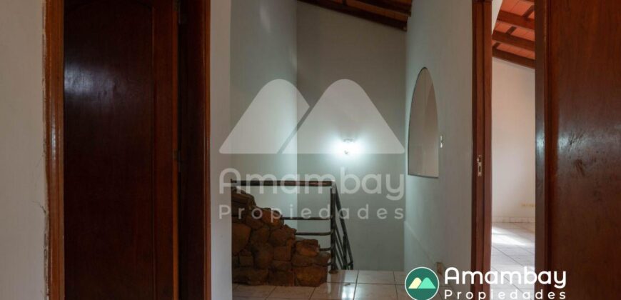 A0286 ALQUILO CASA EN BARRIO REPUBLICANO, ZONA AVDA. FÉLIX BOGADO