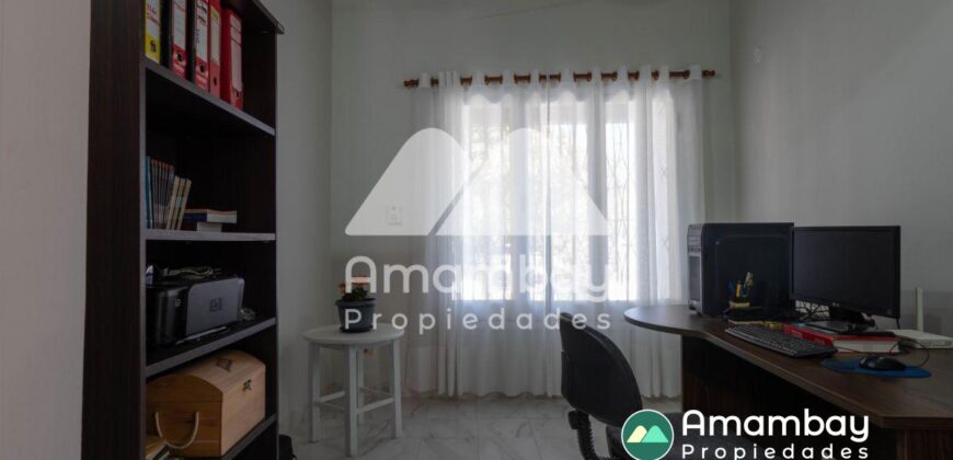 0381 CASA EN BARRIO SANTA LIBRADA, ZONA AVDA. PERÓN