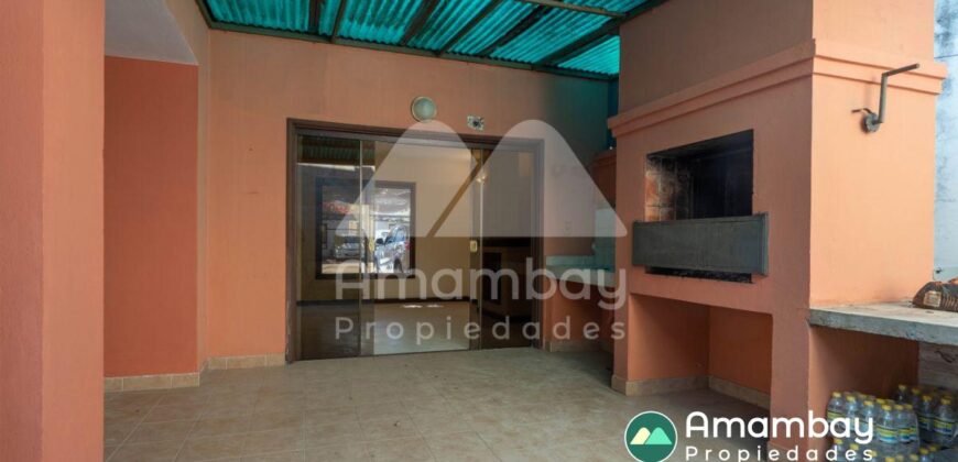 A0289 CASA EN BARRIO ITÁ ENRAMADA, ZONA AVDA. PERÓN