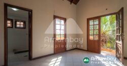 A0289 CASA EN BARRIO ITÁ ENRAMADA, ZONA AVDA. PERÓN