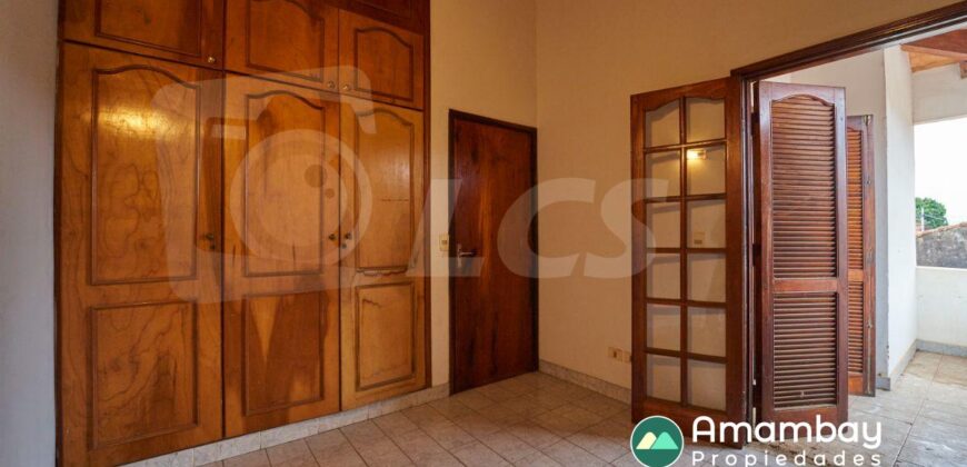 0025 CASA EN BARRIO SAN PABLO, A CUADRAS DE AVDA. EUSEBIO AYALA