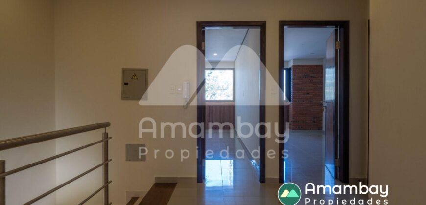 0385 DÚPLEX A ESTRENAR EN LAMBARÉ, ZONA SUPERMERCADO EL PUEBLO