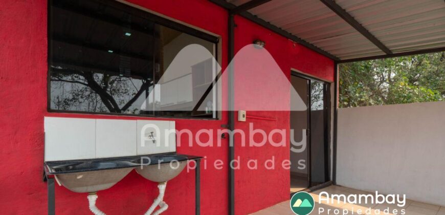 0389 DÚPLEX EN LUQUE, BARRIO LOMA MERLO
