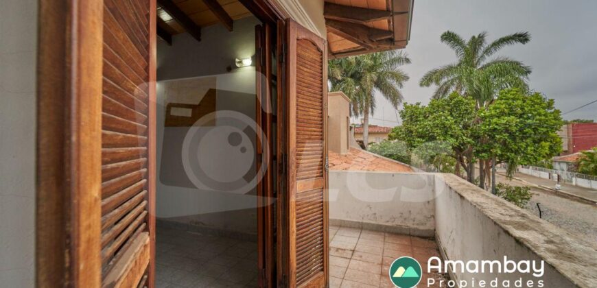 0025 CASA EN BARRIO SAN PABLO, A CUADRAS DE AVDA. EUSEBIO AYALA