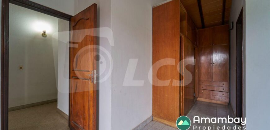 0025 CASA EN BARRIO SAN PABLO, A CUADRAS DE AVDA. EUSEBIO AYALA