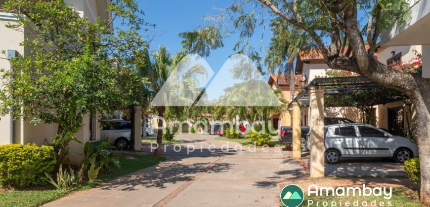 A0289 CASA EN BARRIO ITÁ ENRAMADA, ZONA AVDA. PERÓN