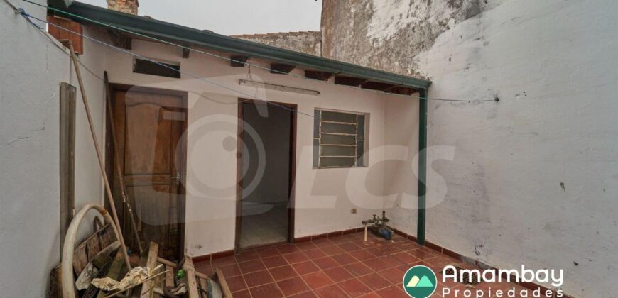 0025 CASA EN BARRIO SAN PABLO, A CUADRAS DE AVDA. EUSEBIO AYALA
