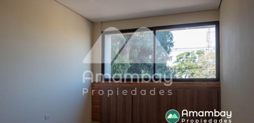 0385 DÚPLEX A ESTRENAR EN LAMBARÉ, ZONA SUPERMERCADO EL PUEBLO