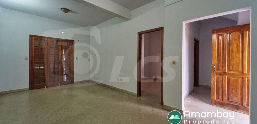 0025 CASA EN BARRIO SAN PABLO, A CUADRAS DE AVDA. EUSEBIO AYALA