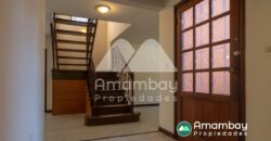 A0289 CASA EN BARRIO ITÁ ENRAMADA, ZONA AVDA. PERÓN