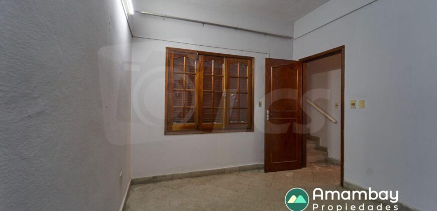 0025 CASA EN BARRIO SAN PABLO, A CUADRAS DE AVDA. EUSEBIO AYALA