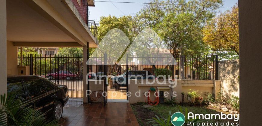 0390 CASA EN BARRIO SAJONIA, ZONA PARROQUIA VIRGEN DE FATIMA