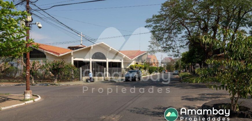 0391 CASA EN BARRIO SAJONIA, ZONA PARROQUIA VIRGEN DE FÁTIMA