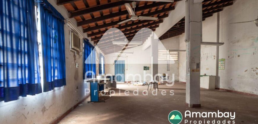 0398 EDIFICIO Y DEPÓSITO EN BARRIO MBURICAO, ZONA PARQUE SEMINARIO