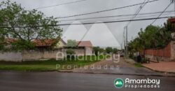 0400 TERRENO EN BARRIO ITÁ ENRAMADA, ZONA AVDA. PERÓN
