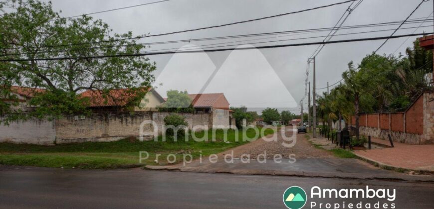 0400 TERRENO EN BARRIO ITÁ ENRAMADA, ZONA AVDA. PERÓN