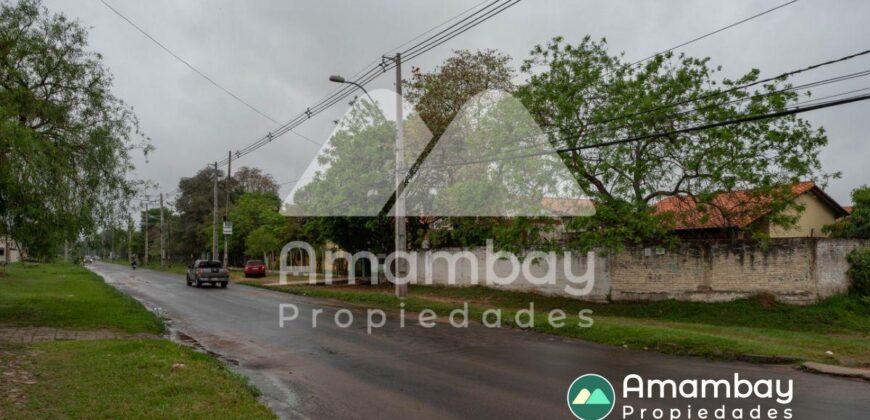 0400 TERRENO EN BARRIO ITÁ ENRAMADA, ZONA AVDA. PERÓN