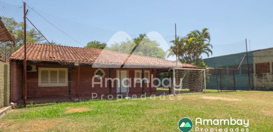 0406 CASA A ORILLAS DEL RÍO PARAGUAY, BARRIO ITÁ ENRAMADA