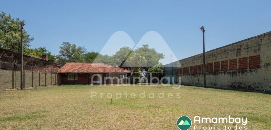 0406 CASA A ORILLAS DEL RÍO PARAGUAY, BARRIO ITÁ ENRAMADA