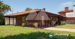 0406 CASA A ORILLAS DEL RÍO PARAGUAY, BARRIO ITÁ ENRAMADA