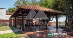 0406 CASA A ORILLAS DEL RÍO PARAGUAY, BARRIO ITÁ ENRAMADA