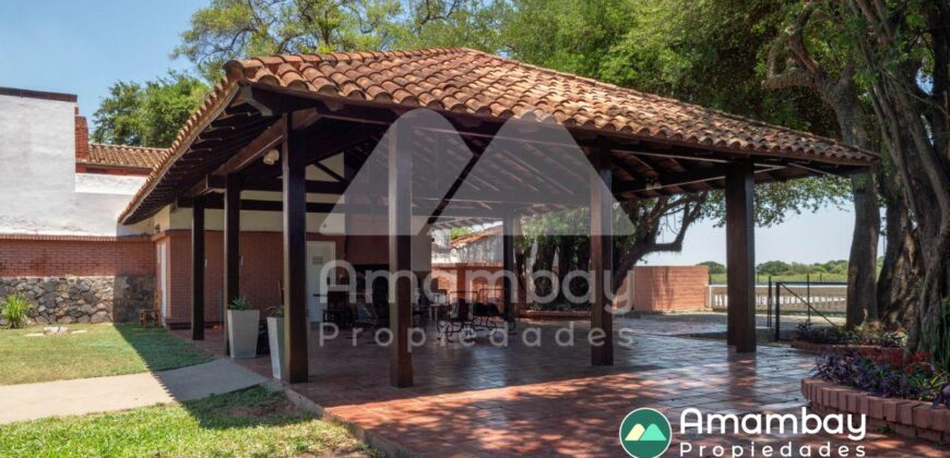 0406 CASA A ORILLAS DEL RÍO PARAGUAY, BARRIO ITÁ ENRAMADA