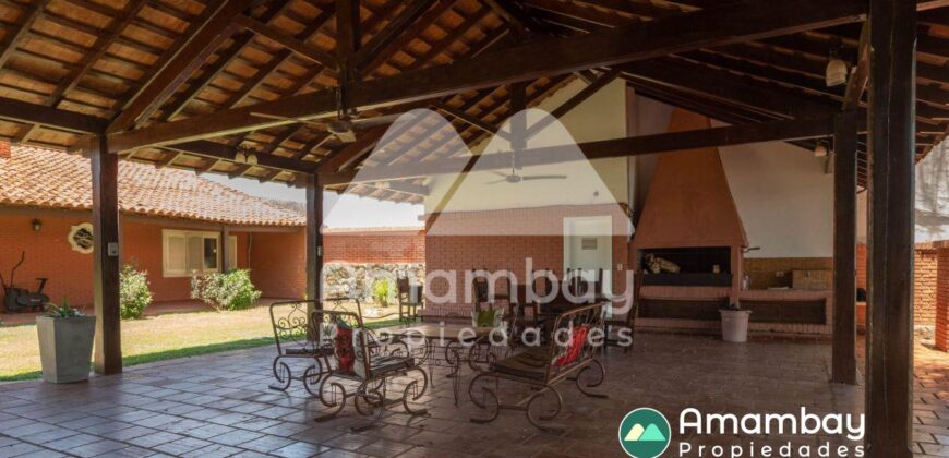 0406 CASA A ORILLAS DEL RÍO PARAGUAY, BARRIO ITÁ ENRAMADA