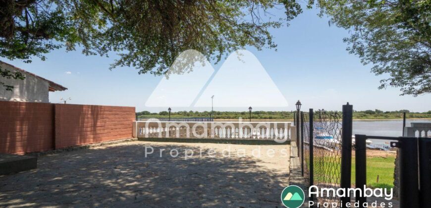 0406 CASA A ORILLAS DEL RÍO PARAGUAY, BARRIO ITÁ ENRAMADA