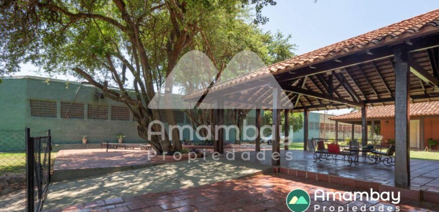 0406 CASA A ORILLAS DEL RÍO PARAGUAY, BARRIO ITÁ ENRAMADA