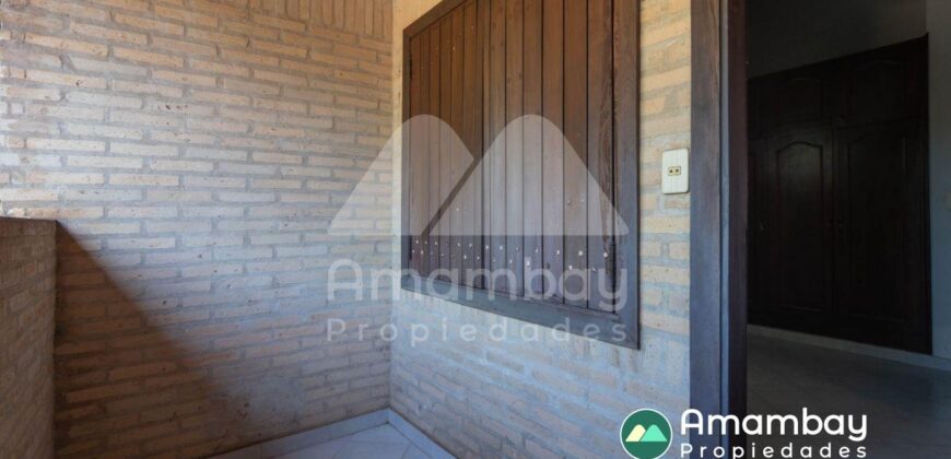 0412 RESIDENCIA EN BARRIO RECOLETA, ZONA DE LAS PALMERAS