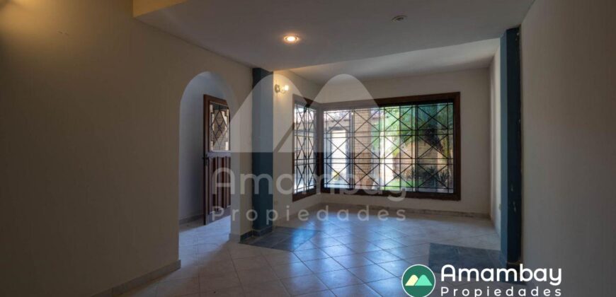 0412 RESIDENCIA EN BARRIO RECOLETA, ZONA DE LAS PALMERAS