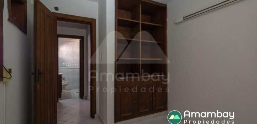 0412 RESIDENCIA EN BARRIO RECOLETA, ZONA DE LAS PALMERAS
