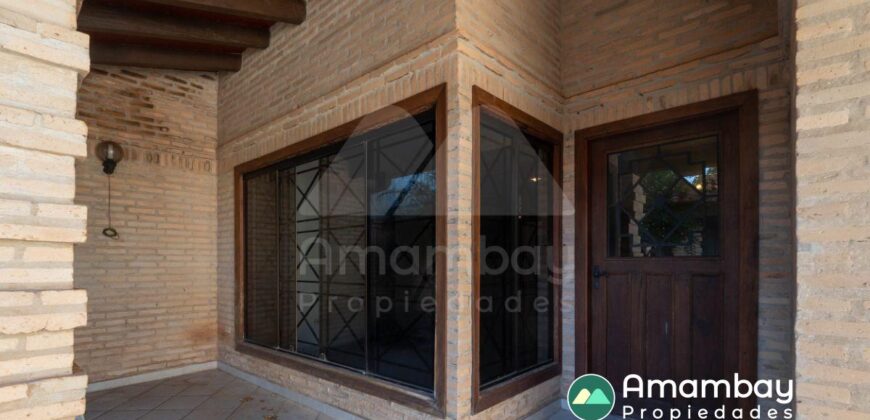 0412 RESIDENCIA EN BARRIO RECOLETA, ZONA DE LAS PALMERAS
