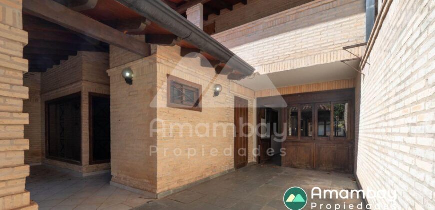 0412 RESIDENCIA EN BARRIO RECOLETA, ZONA DE LAS PALMERAS