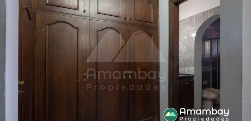 0412 RESIDENCIA EN BARRIO RECOLETA, ZONA DE LAS PALMERAS