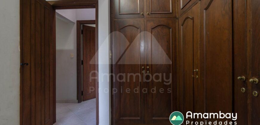 0412 RESIDENCIA EN BARRIO RECOLETA, ZONA DE LAS PALMERAS