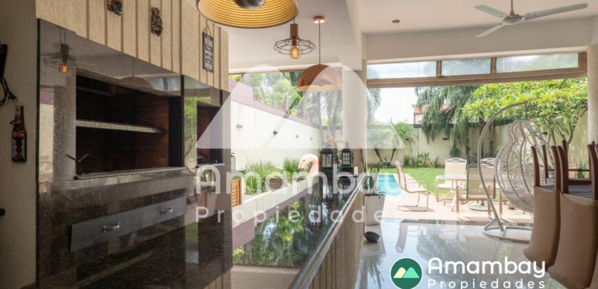 0410 RESIDENCIA EN BARRIO MARISCAL ESTIGARRIBIA, ZONA CASA RICA